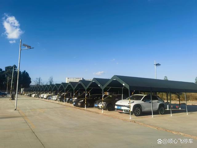 昆明長(zhǎng)水機(jī)場(chǎng)停車(chē)場(chǎng)服務(wù)與收費(fèi)標(biāo)準(zhǔn)詳解